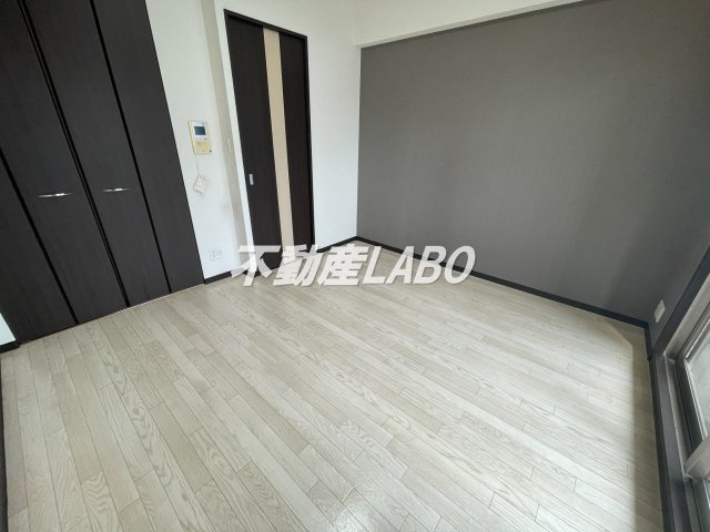 アプリーレ南堀江の寝室