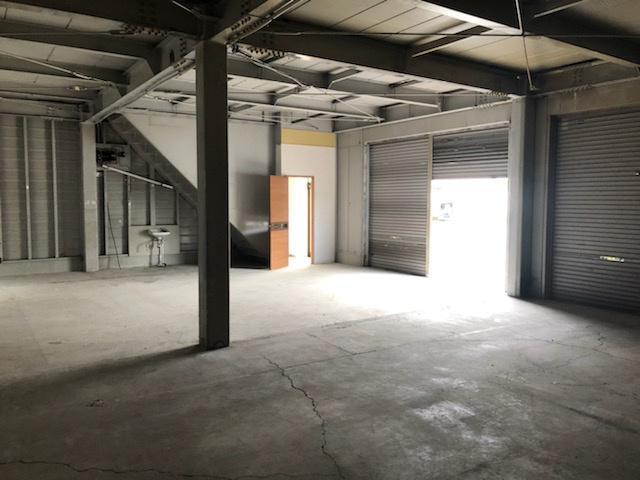 飾磨区三宅２丁目倉庫付事務所の内装