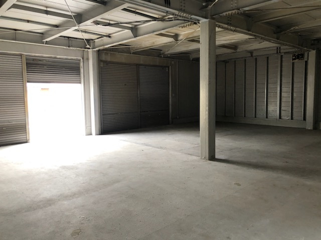 飾磨区三宅２丁目倉庫付事務所の内装