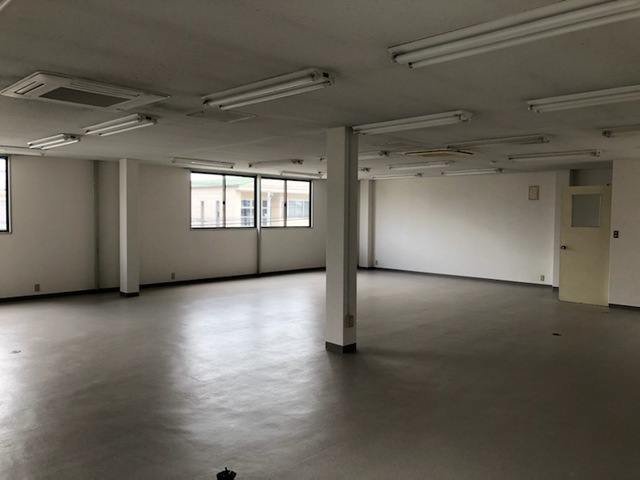 飾磨区三宅２丁目倉庫付事務所の内装