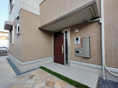 【エントランス】 | 大供MOMO