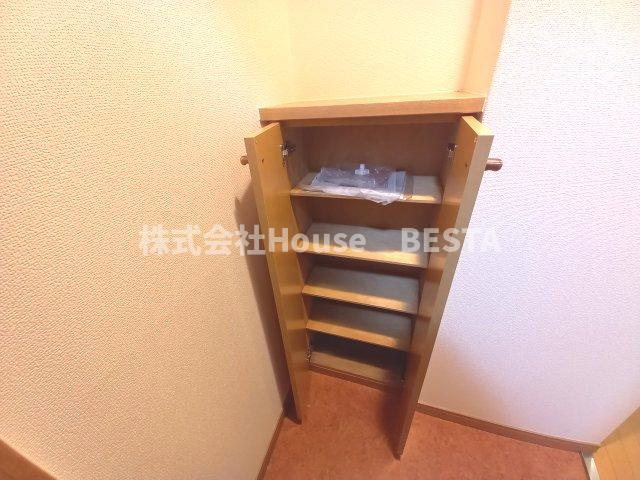 エステムコート神戸県庁前Ⅱの収納