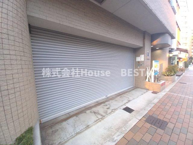 エステムコート神戸県庁前Ⅱの駐車場