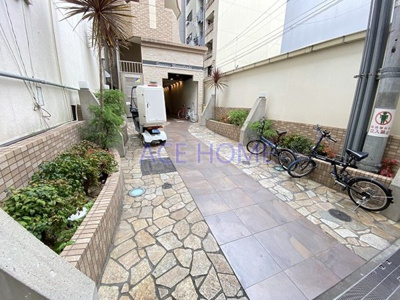 【エントランス】 | Gramercy Nipponbashi