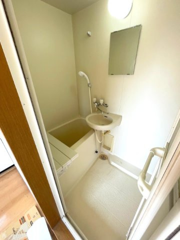 メゾン大沢の浴室