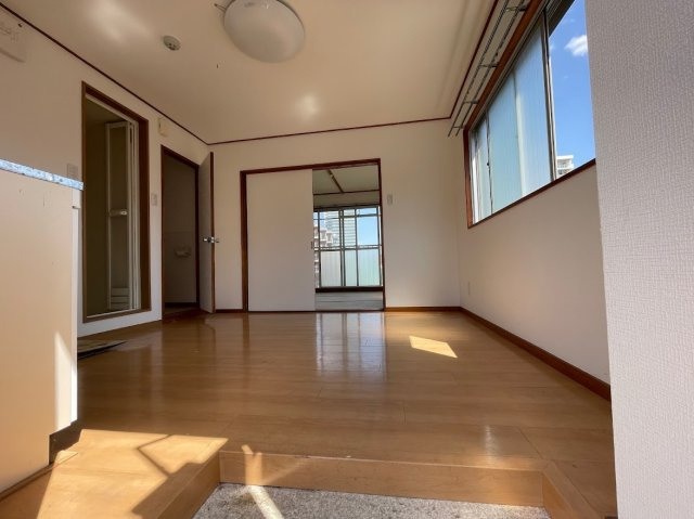 メゾン大沢の居間・リビング