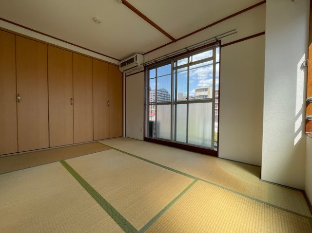 メゾン大沢の和室