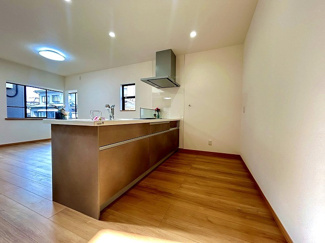 【キッチン】 | 戸建　西長戸町