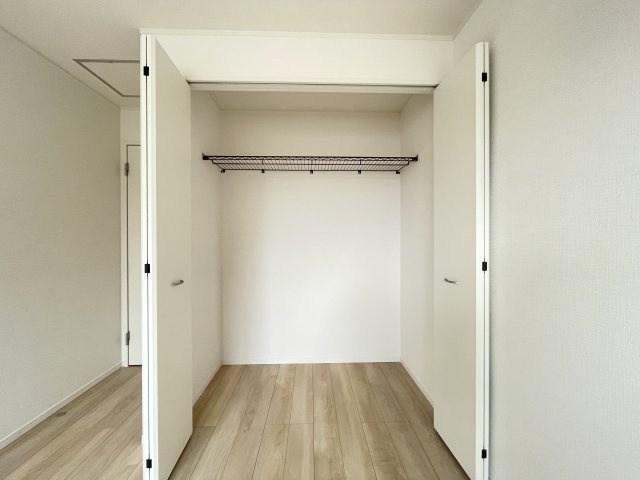 クレイドルガーデン八戸市下長第8ｰ1号棟の収納