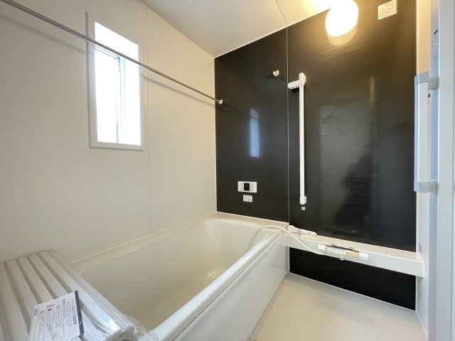 クレイドルガーデン八戸市下長第8ｰ1号棟の浴室