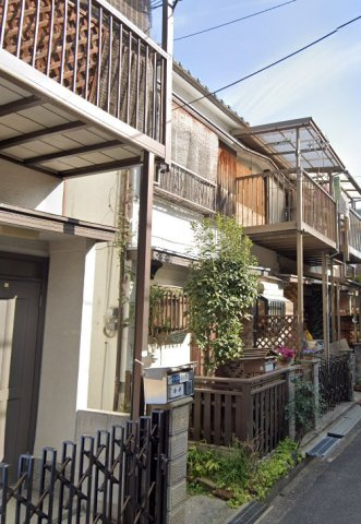 茨木市西田中町貸家