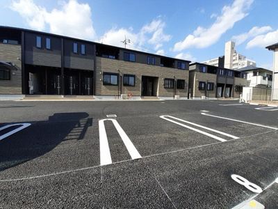 【駐車場】 | リバーサイド　ステラムーン　Ａ