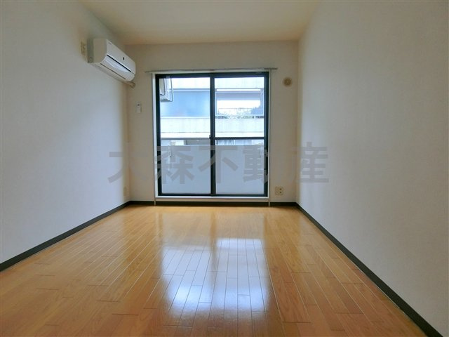 菱和パレス大森西の居間・リビング|洋室