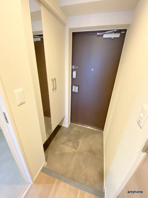 クアンツの玄関