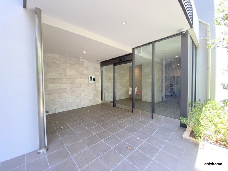 クアンツのエントランス