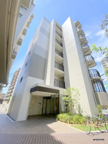 クアンツの外観