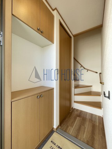 コンフォートハウスウィズAの玄関