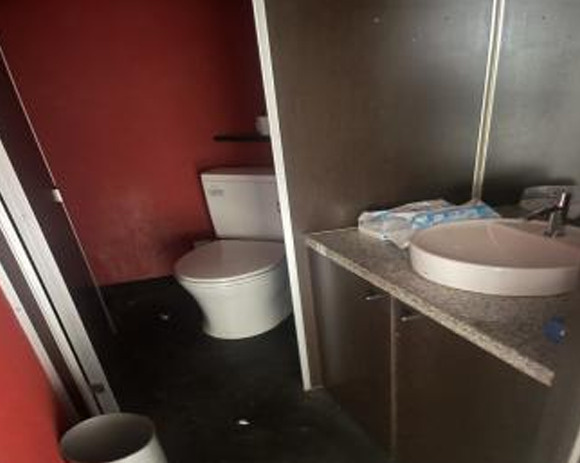 大阪市北区天神橋４丁目の店舗一部のトイレ