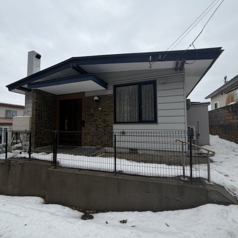 室蘭市沢町24-17戸建