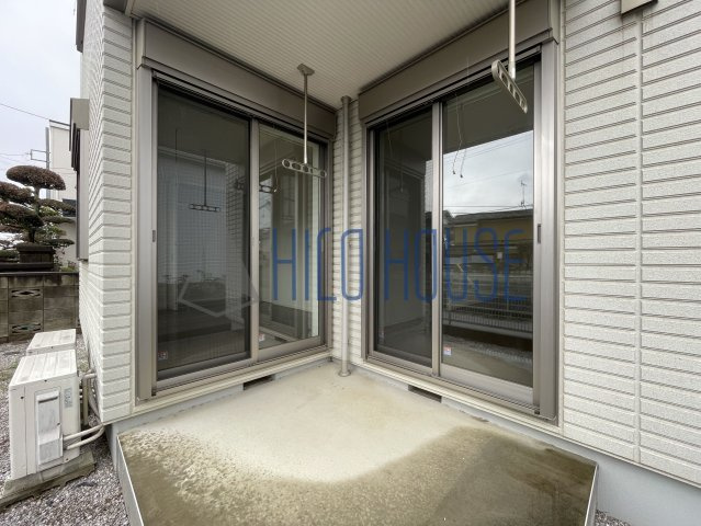 メゾンTのエントランス