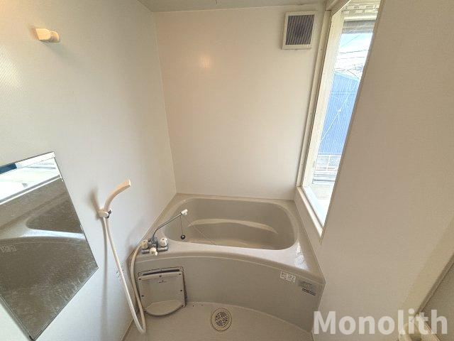 クリプトメリアの浴室