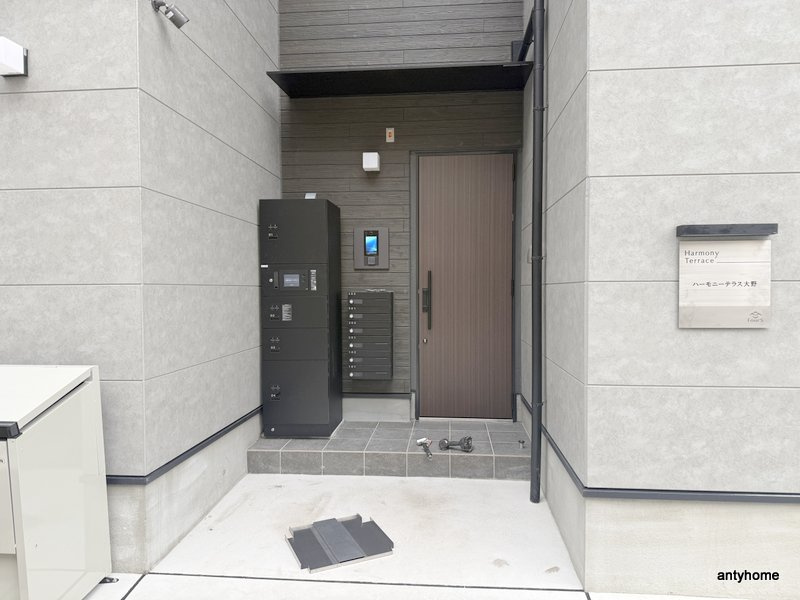 ハーモニーテラス大野　仲介手数料無料のエントランス