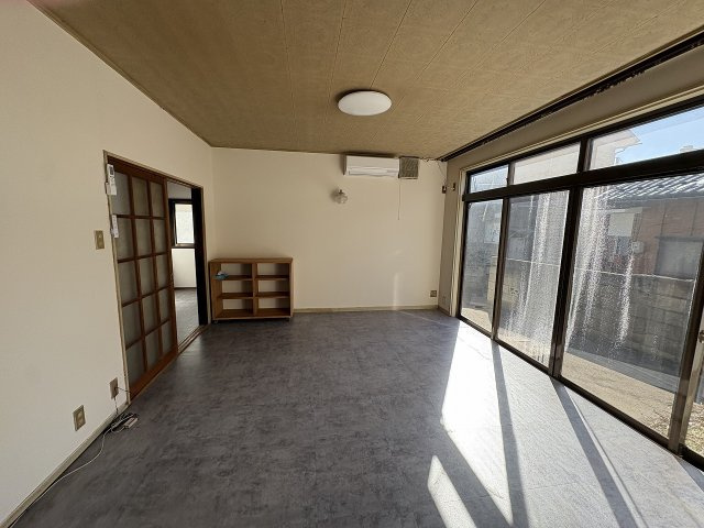 【居間・リビング】 | 秋葉区新町オーナーチェンジ貸家