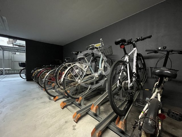 プレサンス塚本グランゲートのその他共用部分|プレサンス塚本グランゲート　駐輪場