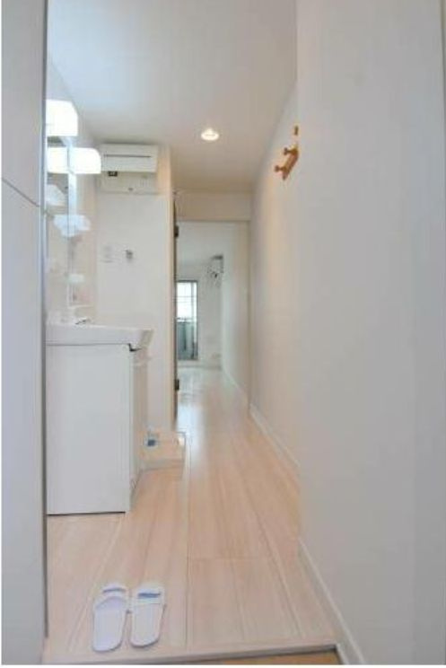 ベネボレンス千早(ベネボレンスチハヤ) の内装|廊下☆