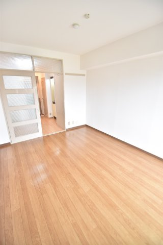 大阪市城東区野江１丁目の賃貸マンションの寝室