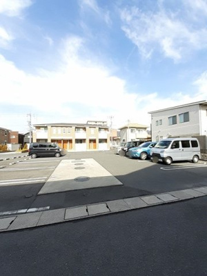 【駐車場】 | ワンピース　Ｄ棟