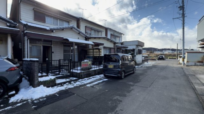 岐阜市若福町 中古戸建の前面道路含む現地写真|前面道路含む現地写真です