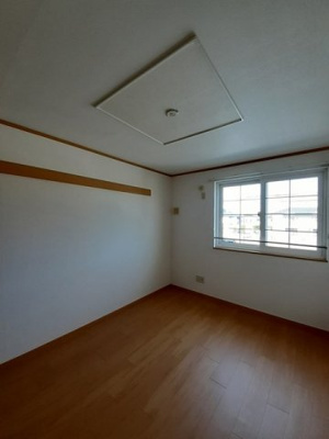 【内装】 | フルール・ド・スリジエ