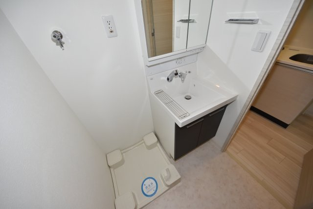 コンフォリア京町堀の洗面所