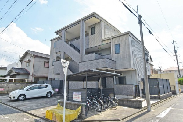 クオーレ前山（仲介手数料無料）