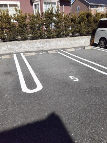 プロムナードの駐車場