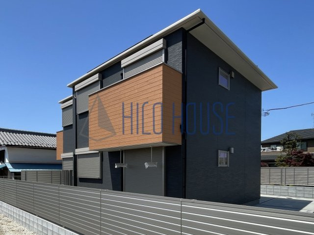 メゾン シャンテ ウワドの外観