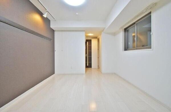 セレニティー大須の居間・リビング