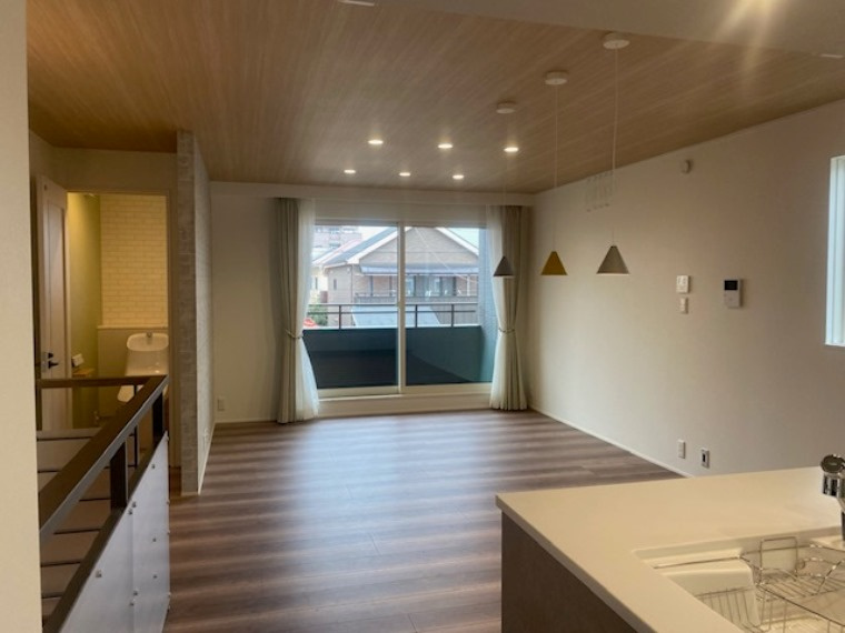 小作台戸建の居間・リビング