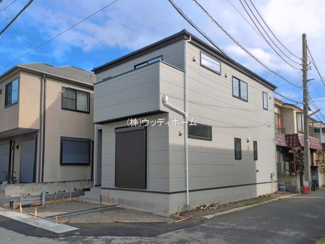 越谷市下間久里3期　新築一戸建ての外観