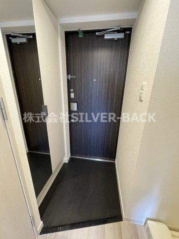 プレサンス南堀江の玄関