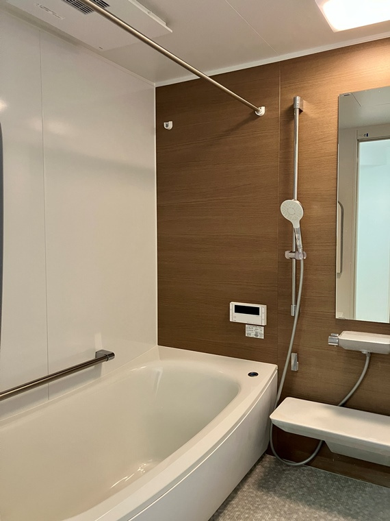 中落合３丁目戸建の浴室