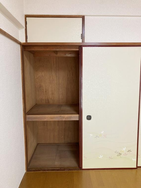 中野ローヤルコーポの収納