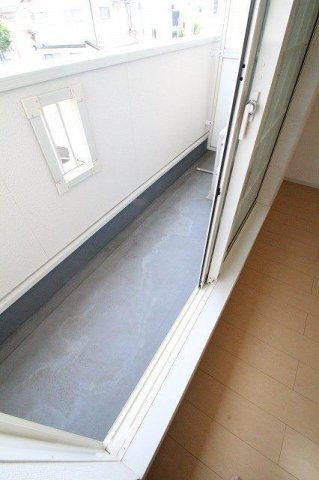 プリシラのバルコニー