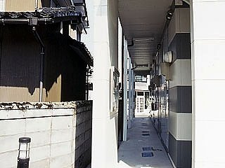 レオパレスくれはⅡのその他|廊下