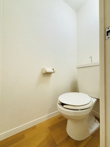 筑紫野市針摺東２丁目のアパートのトイレ|別号数タイプ