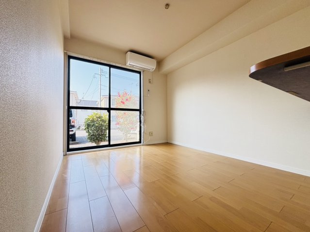 筑紫野市針摺東２丁目のアパートの洋室|別号数タイプ