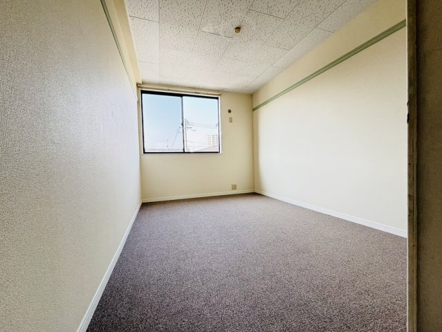 筑紫野市針摺東２丁目のアパートの居間・リビング|別号数タイプ