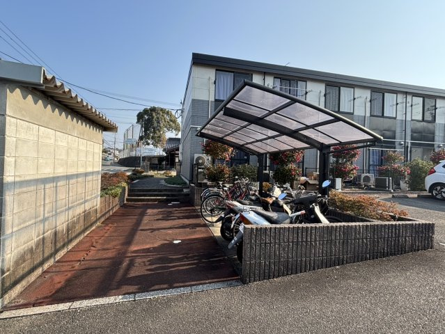 筑紫野市針摺東２丁目のアパートのエントランス|別号数タイプ