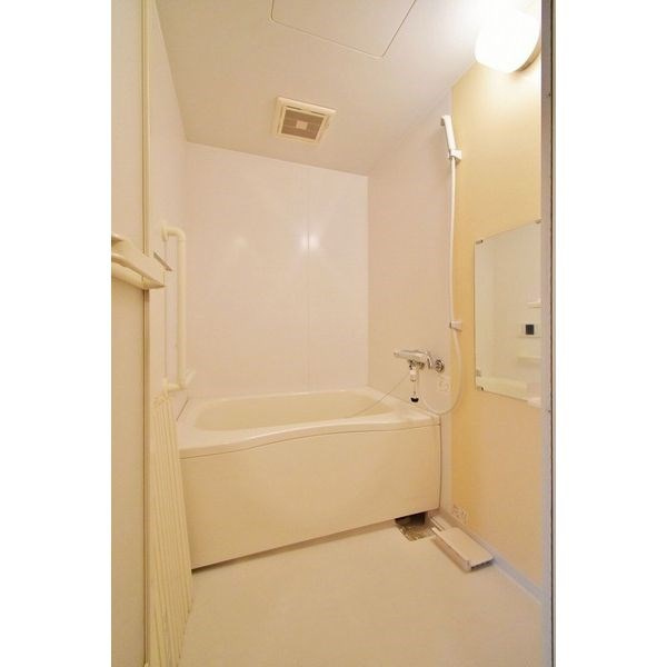 ラフォーレ東山の浴室